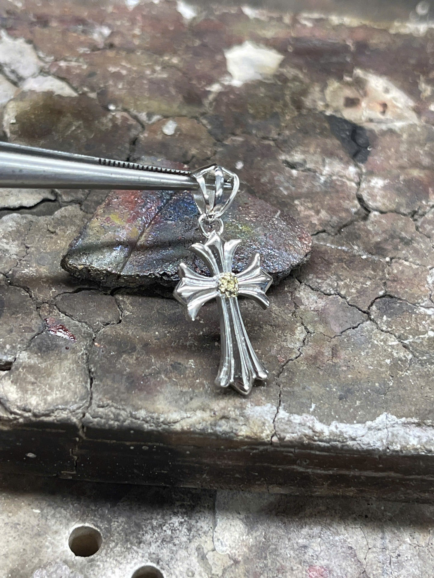 Cross Pendant 1